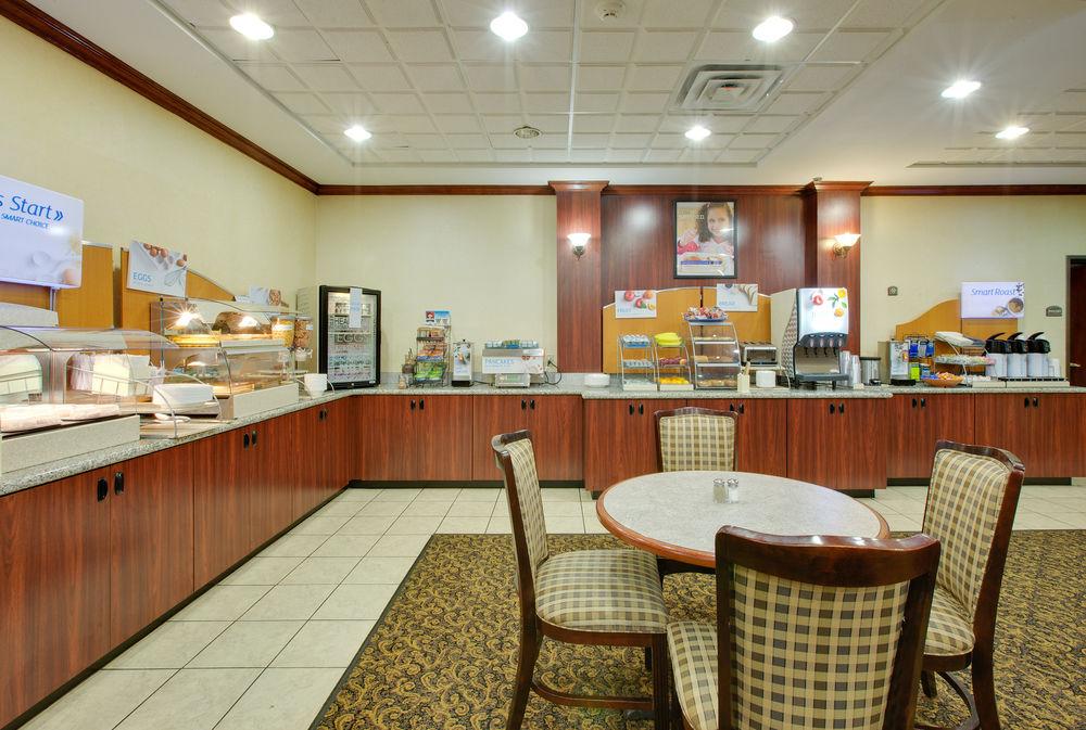 Holiday Inn Express Hotel & Suites Abilene Mall South By Ihg Buitenkant foto