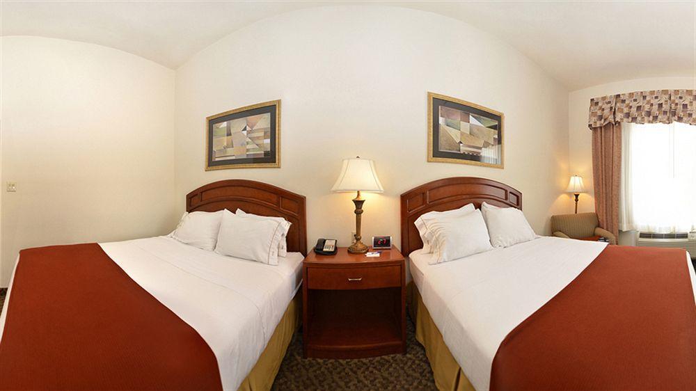 Holiday Inn Express Hotel & Suites Abilene Mall South By Ihg Buitenkant foto
