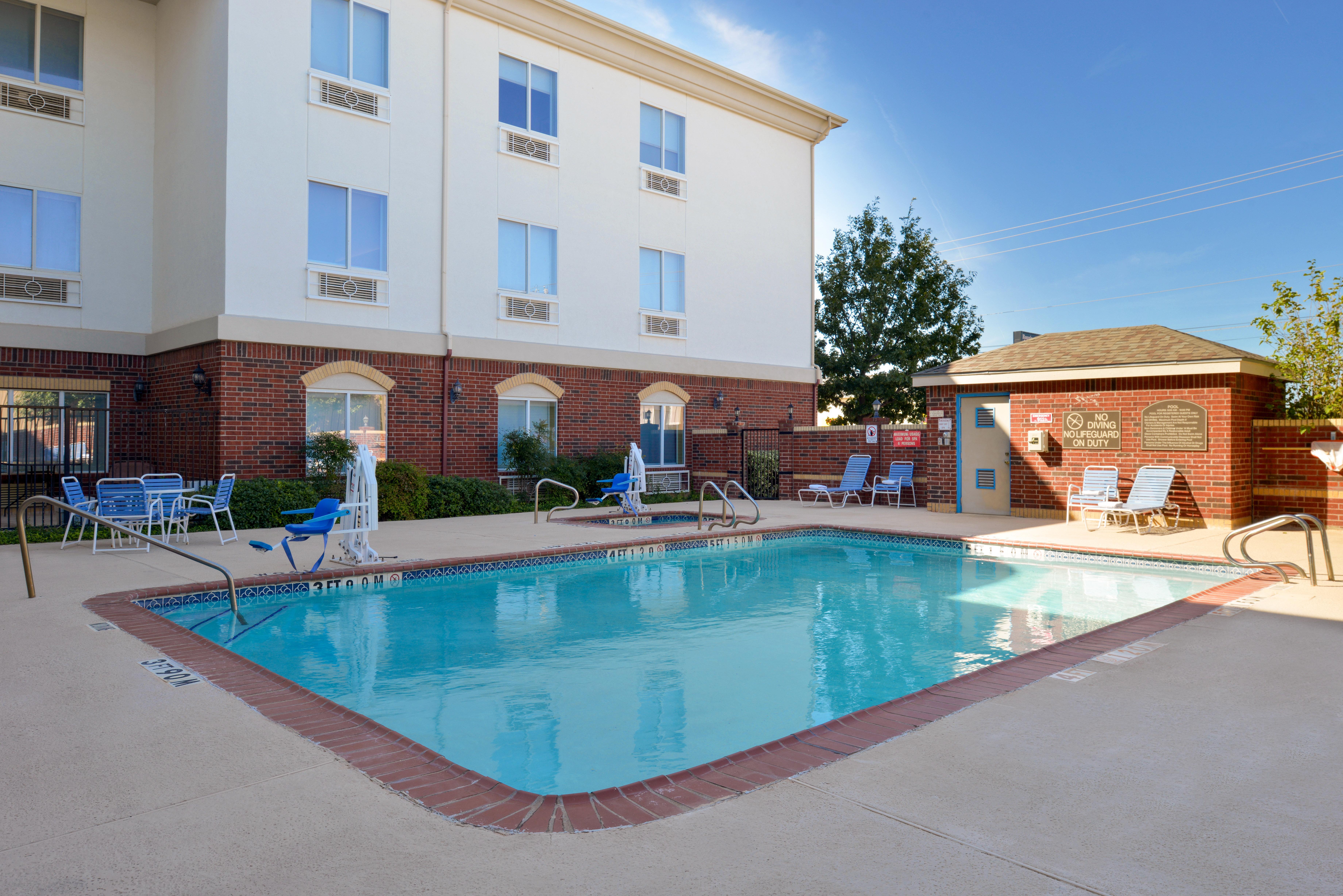 Holiday Inn Express Hotel & Suites Abilene Mall South By Ihg Buitenkant foto