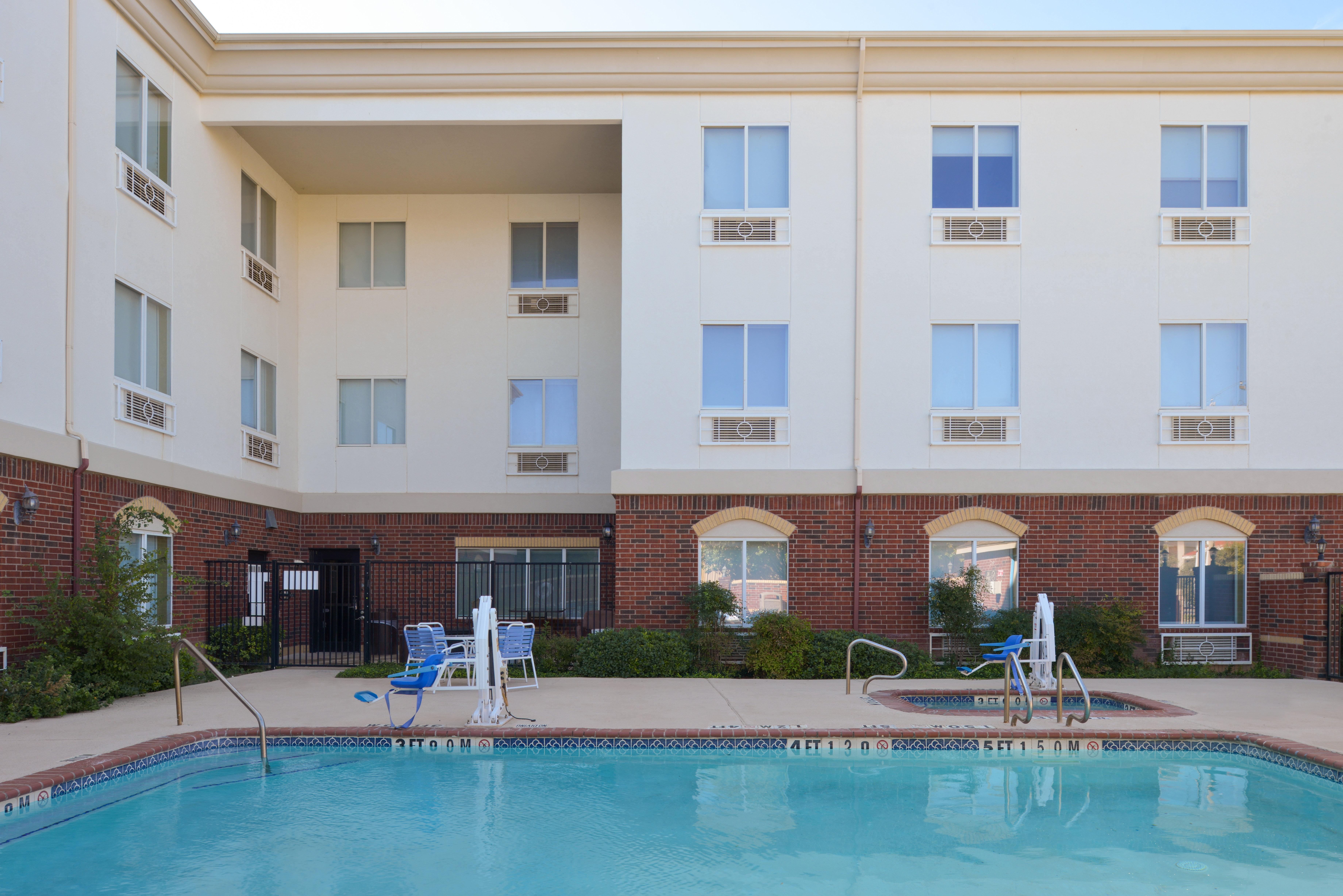 Holiday Inn Express Hotel & Suites Abilene Mall South By Ihg Buitenkant foto