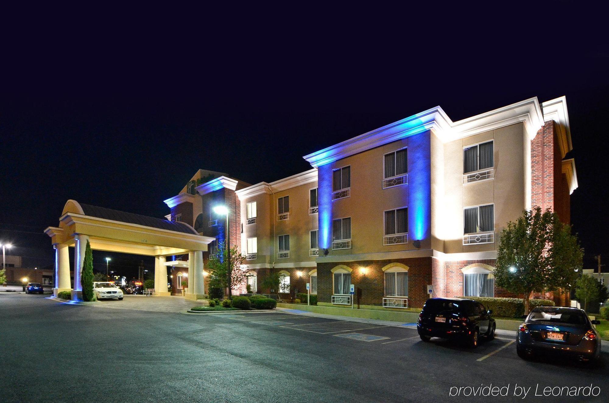 Holiday Inn Express Hotel & Suites Abilene Mall South By Ihg Buitenkant foto
