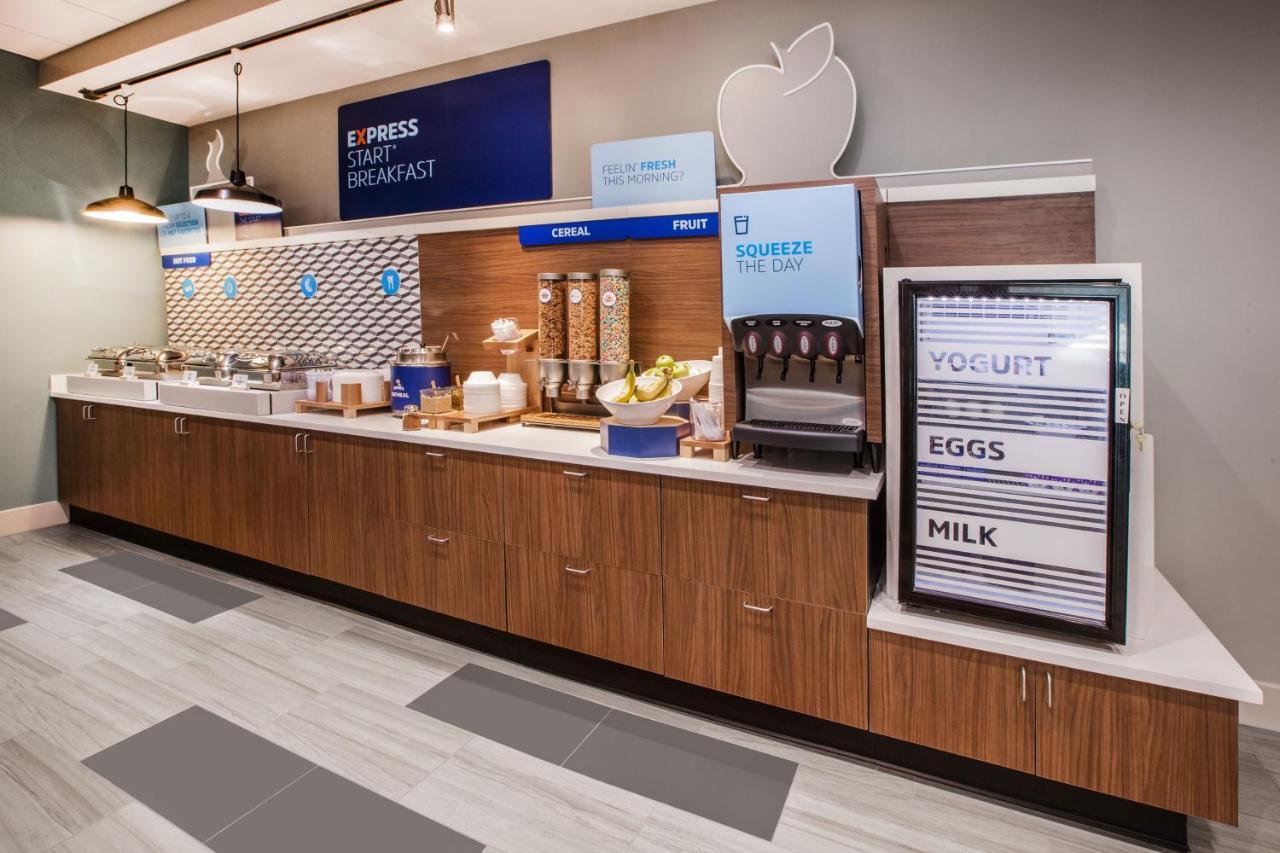 Holiday Inn Express Hotel & Suites Abilene Mall South By Ihg Buitenkant foto